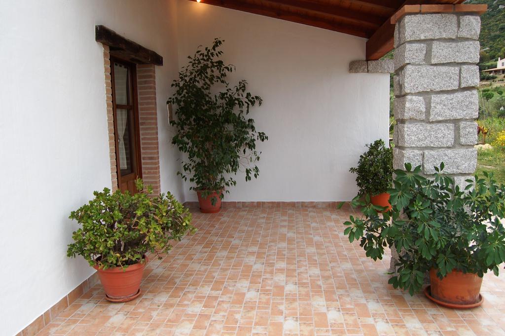 I Carrubi Guest House San Priamo Eksteriør bilde